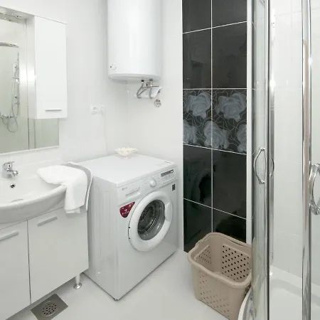 Apartment Modern In Seget Donji With Terrace