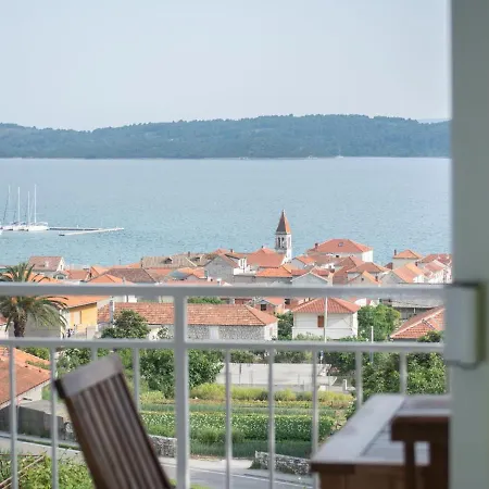 Modern In Seget Donji With Terrace Apartment