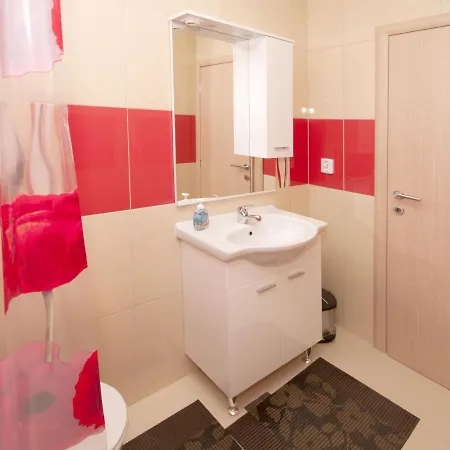 Apartment Modern In Seget Donji With Terrace Trogir