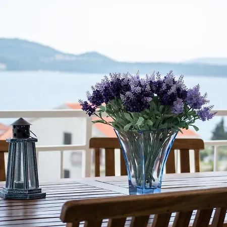 Modern In Seget Donji With Terrace Trogir